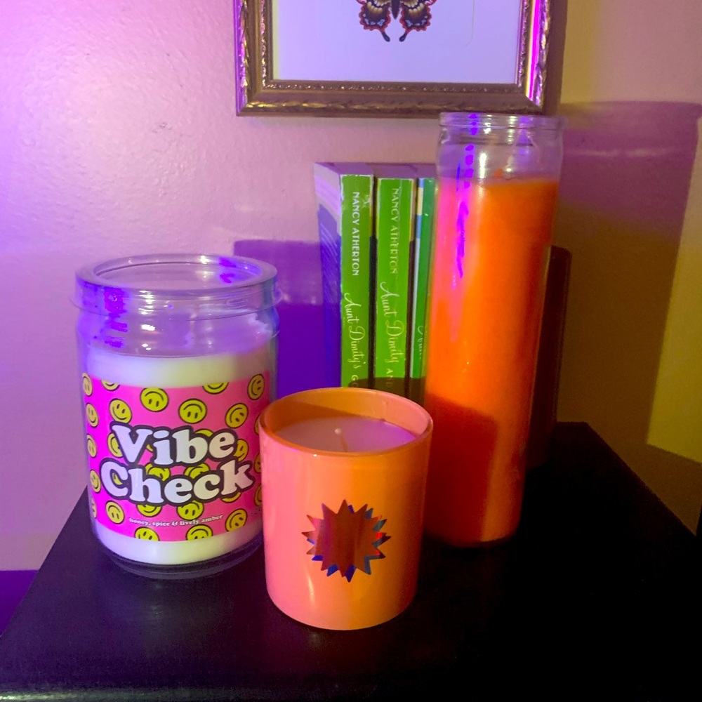 Groovy candles (unused)